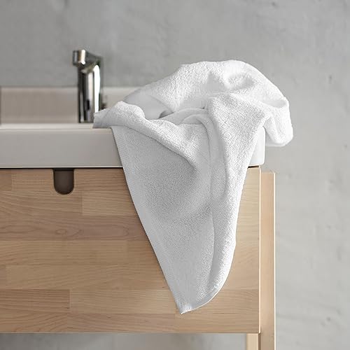 Delara 100% Organic Cotton Towels 650 GSM Plush Feather Touch Quick Dry Bath Towel, Pack of 4 GOTS Certified, Oeko-Tex Green Certified, Organic Cotton Bath Towel, 30"X58"